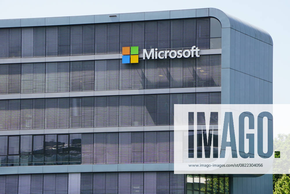 RheinauArtOffice, Solitary building from Microsoft with Logo in Cologne, North Rhine Westphalia, Customer service, Trainings 1131603448