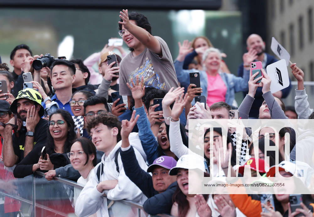 Fans watch talent arrive on the red carpet for the Apple Original Films & Warner Bros. Pictures F1 World Premiere in Times Square on Monday, June 16, 2025 in New York City. NYP20250616151 JOHNxANGELILLO
