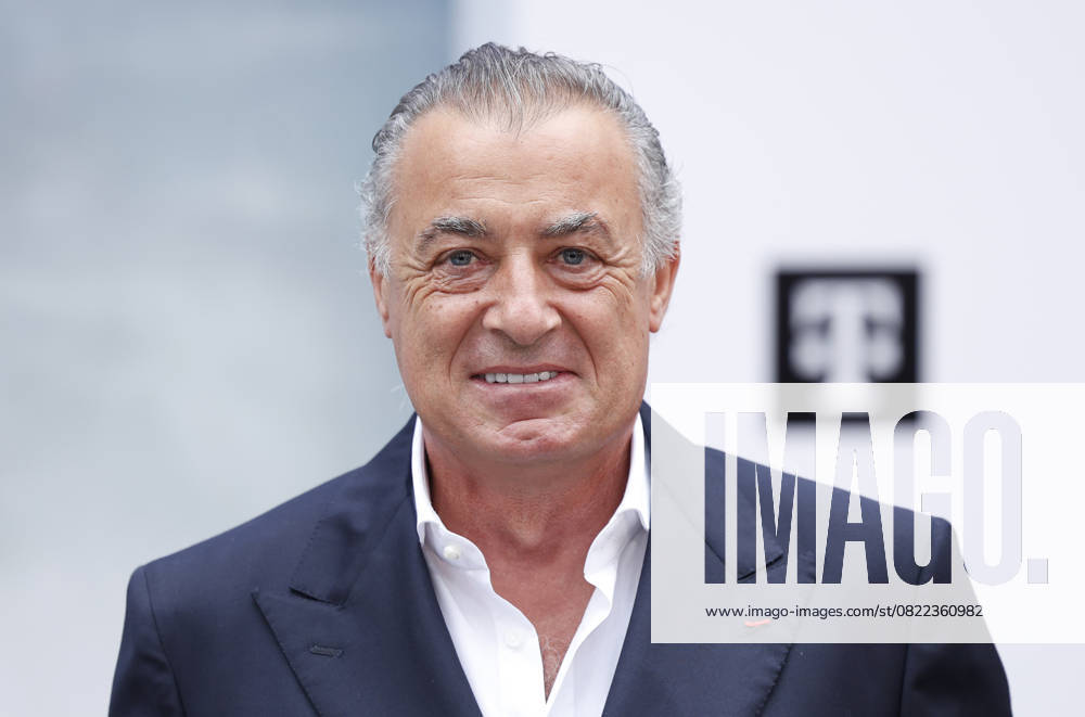 Jean Alesi arrives on the red carpet for the Apple Original Films & Warner Bros. Pictures F1 World Premiere in Times Square on Monday, June 16, 2025 in New York City. NYP20250616104 JOHNxANGELILLO