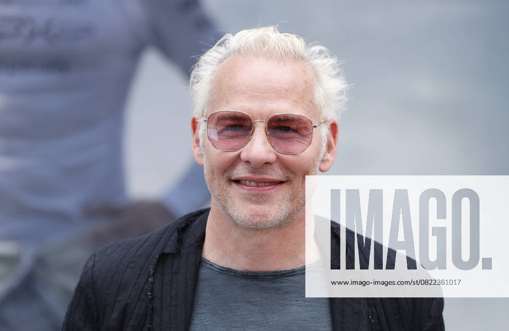 Jacques Villeneuve arrives on the red carpet for the Apple Original Films & Warner Bros. Pictures F1 World Premiere in Times Square on Monday, June 16, 2025 in New York City. NYP2025061613912 JOHNxANGELILLO
