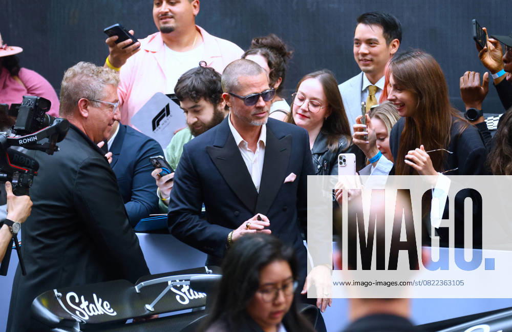 F1 World Premiere - Arrival - Brad Pitt Actor Brad Pitt arrives at the F1 movie world premiere in Times Square, New York on June 16, 2025. Photo by Charles Guerin ABACAPRESS.COM New York City NY United Arab Emirates