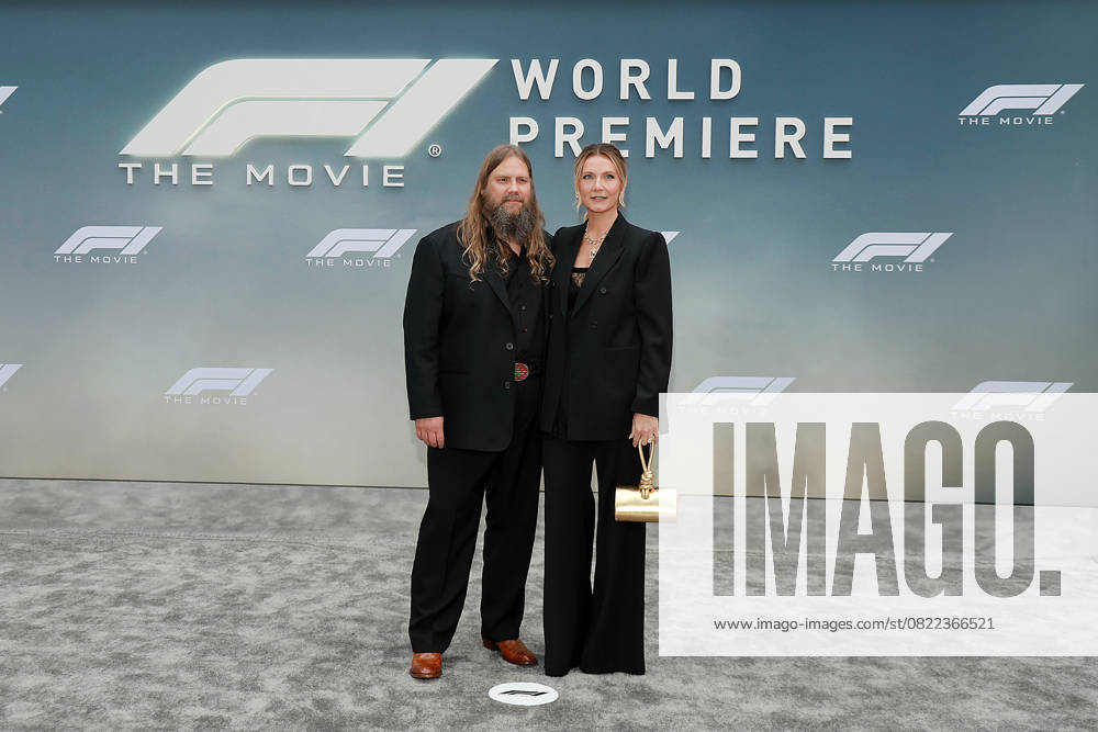 Red carpet arrivals for the World Premiere of Apple Original Films F1 The Movie in Times Square. F1 The Movie will be released in theatre s and in IMAX in partnership with Warner Bros. Pictures on June 27, 2025 Featuring: Chris Stapleton and Morgane Stapleton Where: New York, New York, United States When: 16 Jun 2025 Credit: Marion Curtis StarPix for Apple Original Films INSTARimages . NOT FOR USE BY NEWSPAPERS BASED IN THE UK.