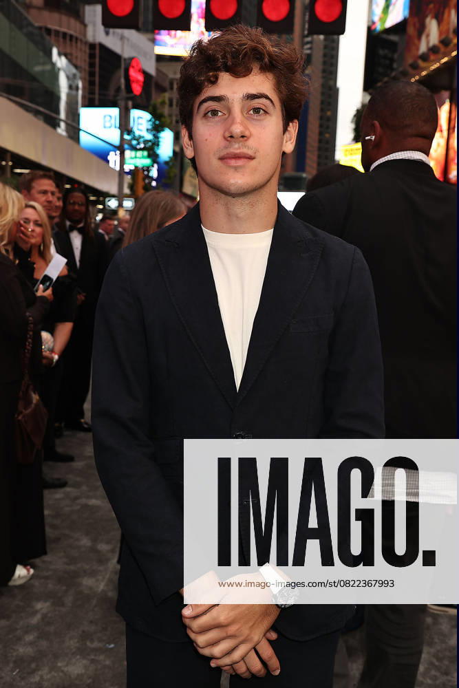 Red carpet arrivals for the World Premiere of Apple Original Films F1 The Movie in Times Square. F1 The Movie will be released in theatre s and in IMAX in partnership with Warner Bros. Pictures on June 27, 2025 Featuring: Franco Colapinto Where: New York, New York, United States When: 16 Jun 2025 Credit: Dave Allocca Starpix INSTARimages . NOT FOR USE BY NEWSPAPERS BASED IN THE UK.