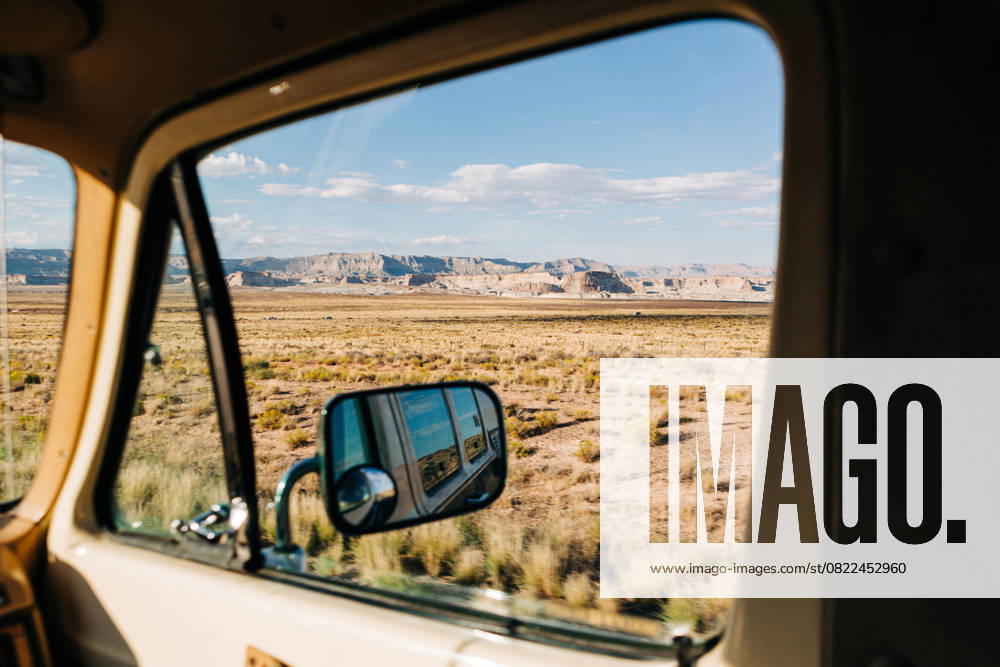 View from Vintage Camper Van of Grand Staircase near Highway 89 Big Water, Utah, United States R_XPQF250617-1761773-01