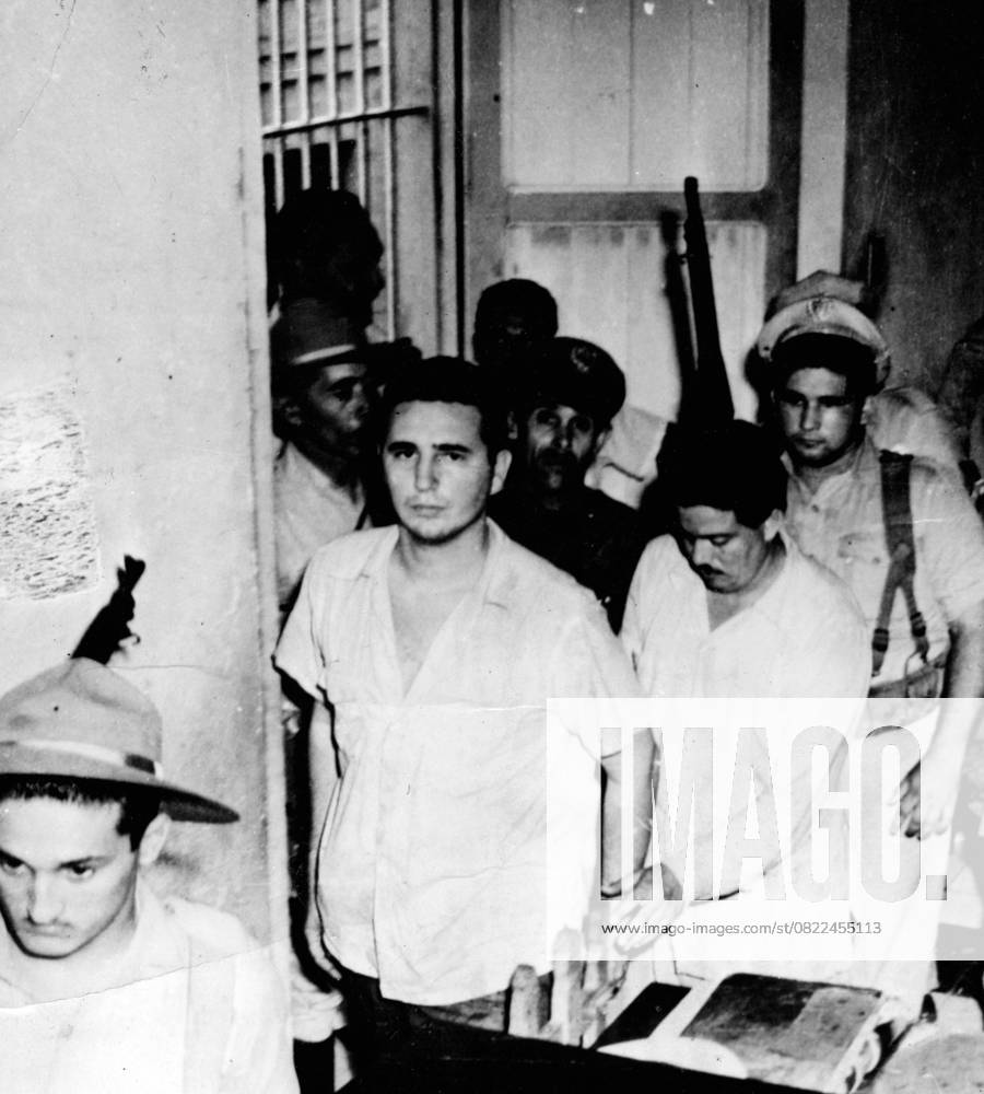 Castro from the Prison dismissed 15 May 1955 – Havana, Cuba – Fidel Castro will from Prison guards discharged, as he at Frame a General amnesty for political Prisoners from the Prison dismissed will Havana Cuba