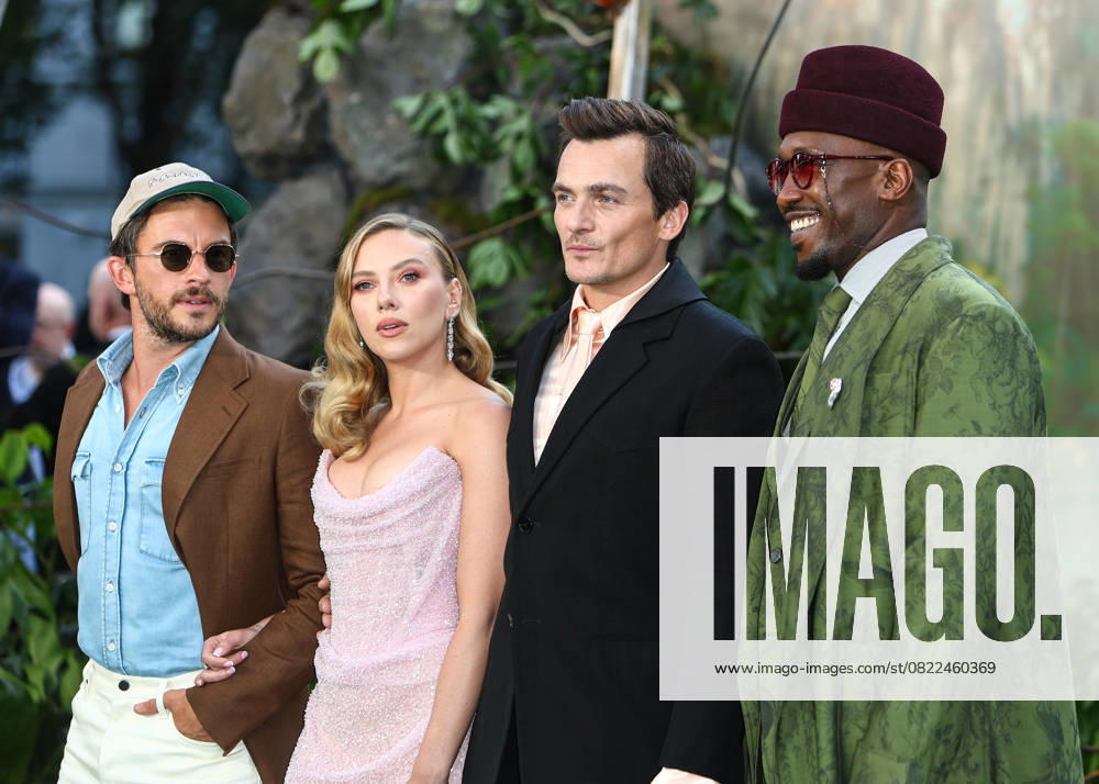 Celebrities attend the World Premiere of Jurassic World Rebirth at the Odeon Luxe, Leicester Square in London Featuring: Jonathan Bailey, Scarlett Johannson, Rupert Friend, Mahershala Ali Where: London, United Kingdom When: 17 Jun 2025 Credit: John Rainford Cover Images . NOT FOR USE BY NEWSPAPERS BASED IN THE UK.