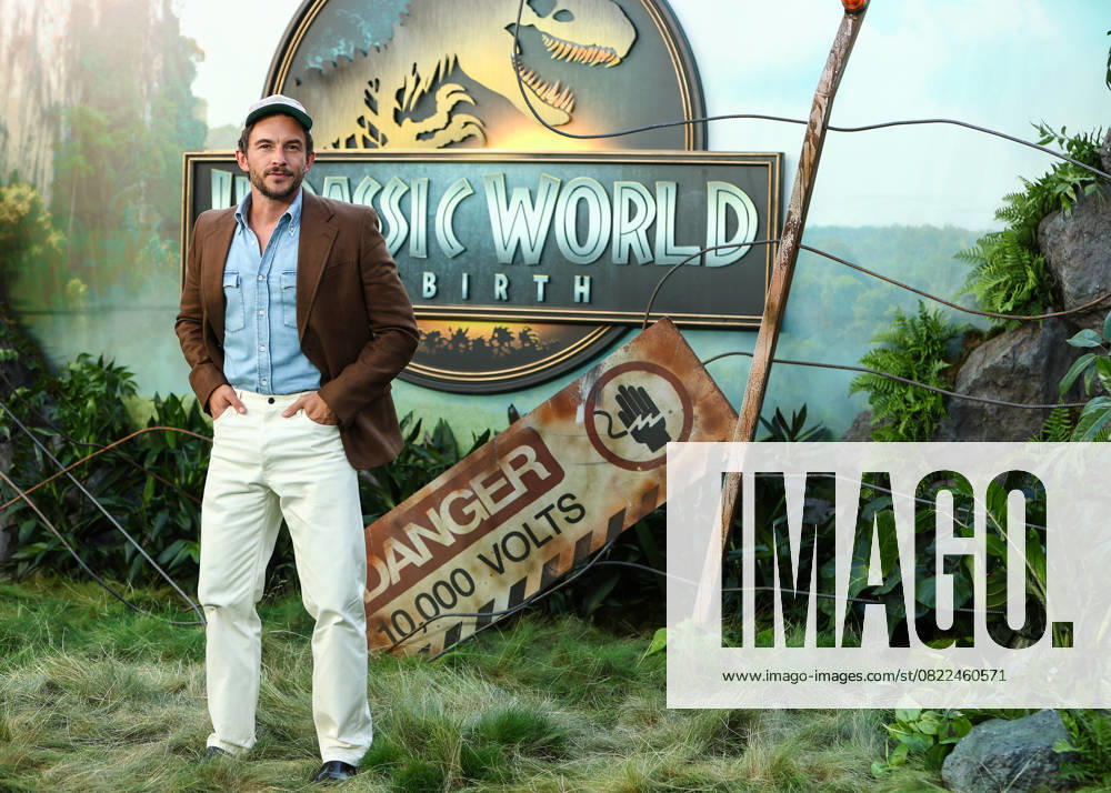 Celebrities attend the World Premiere of Jurassic World Rebirth at the Odeon Luxe, Leicester Square in London Featuring: Jonathan Bailey Where: London, United Kingdom When: 17 Jun 2025 Credit: John Rainford Cover Images . NOT FOR USE BY NEWSPAPERS BASED IN THE UK.