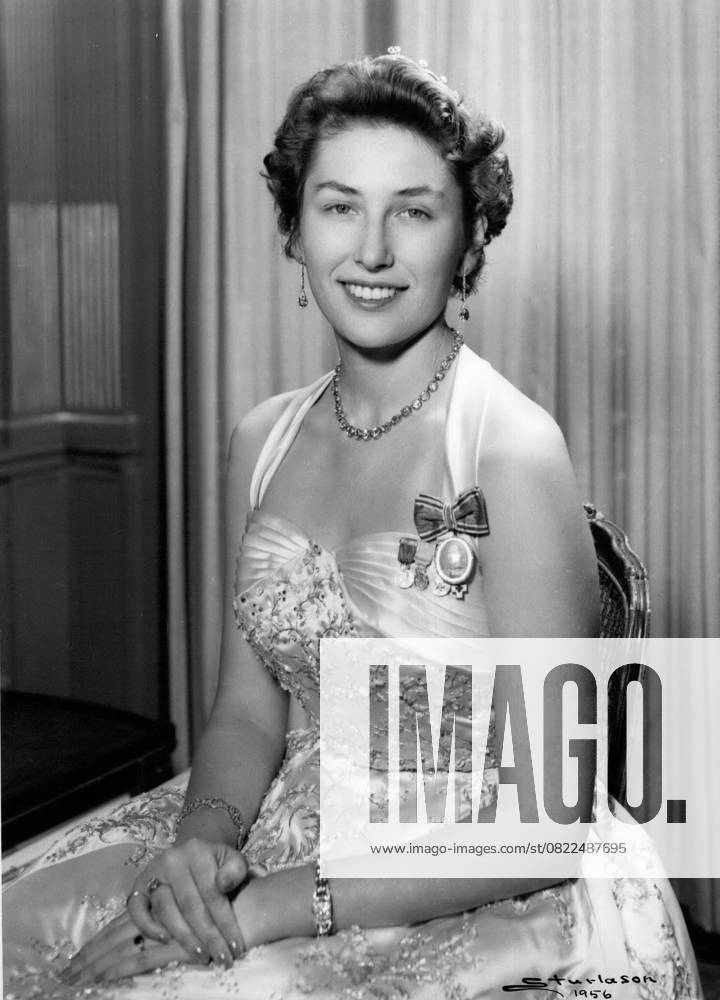 Heirs Heiress Members of Royal Family Celebrities 2 May 1956 Oslo, 2 May 1956 it were New pictures from their Royal Highness Princess Astrid from Norway in Skaugum , the Residence their Royal Highness Crown Prince Olav, included
