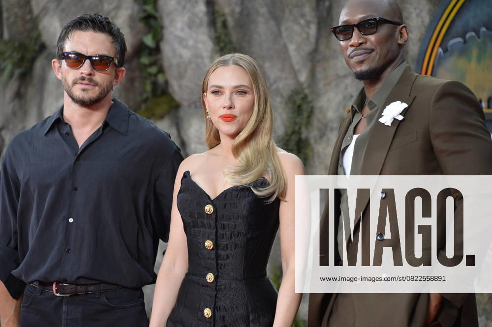 Jonathan Bailey, Scarlett Johansson and Mahershala Ali at the premiere of JURASSIC WORLD DIE WIEDERGEBURT at the ZOO Palast in Berlin on 18 06 2025