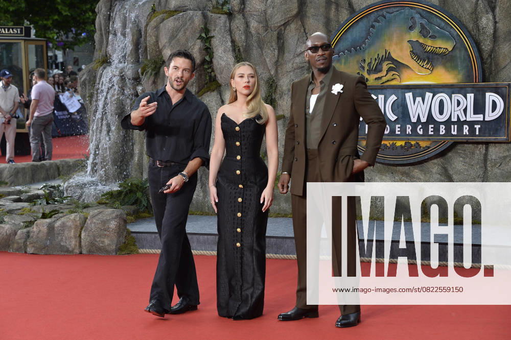 Jonathan Bailey, Scarlett Johansson and Mahershala Ali at the premiere of JURASSIC WORLD DIE WIEDERGEBURT at the ZOO Palast in Berlin on 18 06 2025