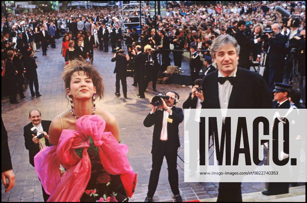 Archiv SOPHIE MARCEAU und sein AMI ANDRZEJ ZULAWSKI Au FESTIVAL von Cannes IN 1988 Cannes Frankreich