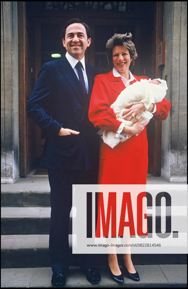 Archiv CONSTANTIN von GRIECHENLAND und DIE Königin ANNE Maria VON DÄNEMARK, und der Prinz PHILPPOS IN 1986 Griechenland