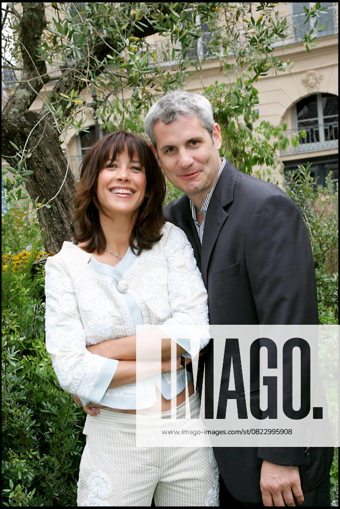 SOPHIE MARCEAU und JIM LEMLEY ABENDFEIER KENZO, der ERNEUERUNG ORGANISIERT in DIE commerce von DIE Marke Platz DES VICTOIRES A Paris Paris Frankreich