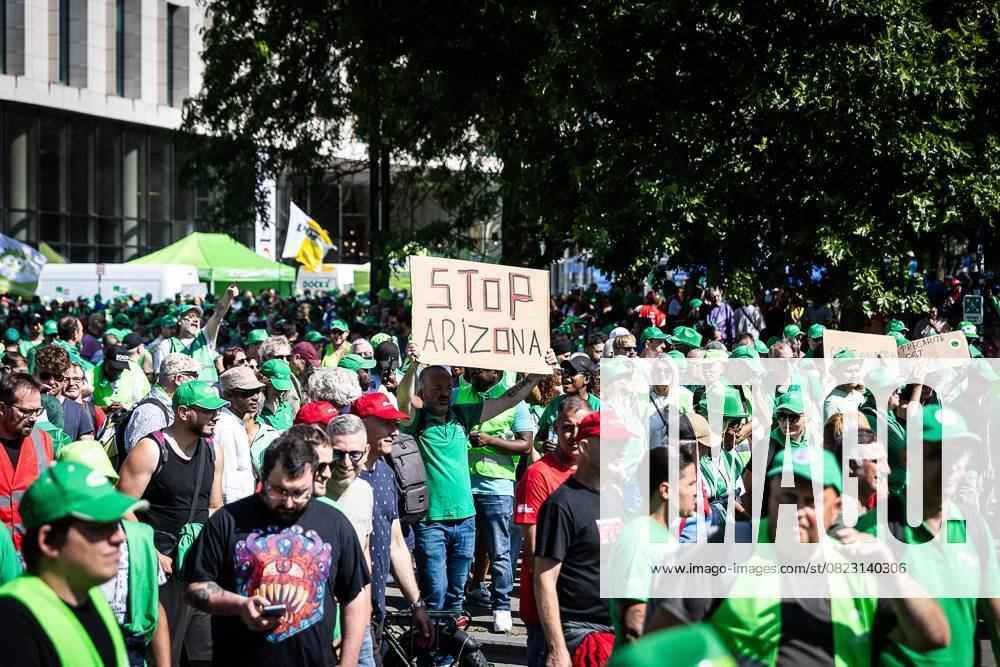 Members of the trade unions gather for a demonstration in Brussels against the Arizona government s measures, on Wednesday 25 June 2025 in Brussels. Christian union ACV-CSC, socialist ABVV-FGTB and for the first time also liberal ACLVB-CGSLB are again taking action today against the measures of the Arizona government. They are not on a national strike, although a strike notice is running to allow employees who want to demonstrate in Brussels. JAMESxARTHURxGEKIERE 127761322
