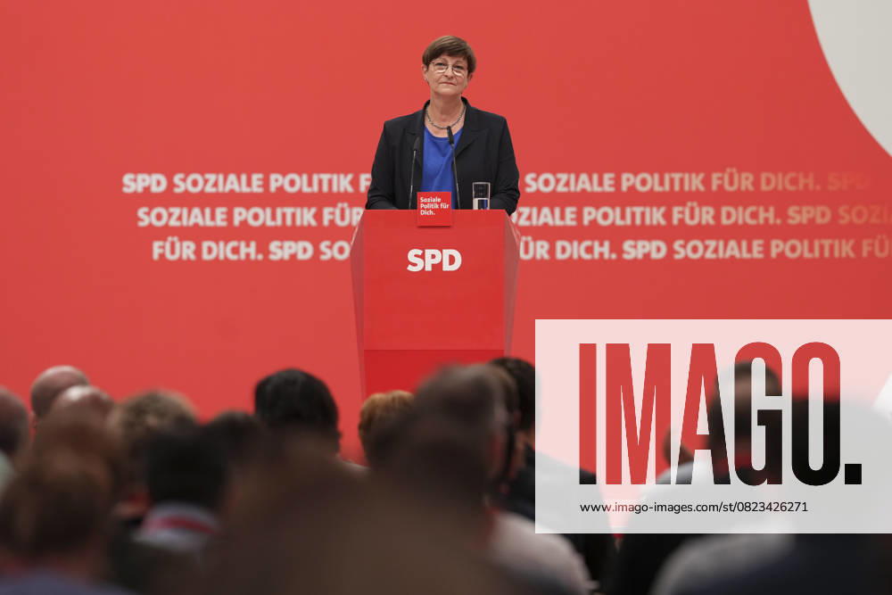 42 SPD Federal Party Conference 2025 Day 2 Saskia Esken on stage during her farewell speech as former party chairwoman at the SPD Federal Party Conference in Berlin CityCube , Berlin , 28 06 2025 Berlin Berlin Germany