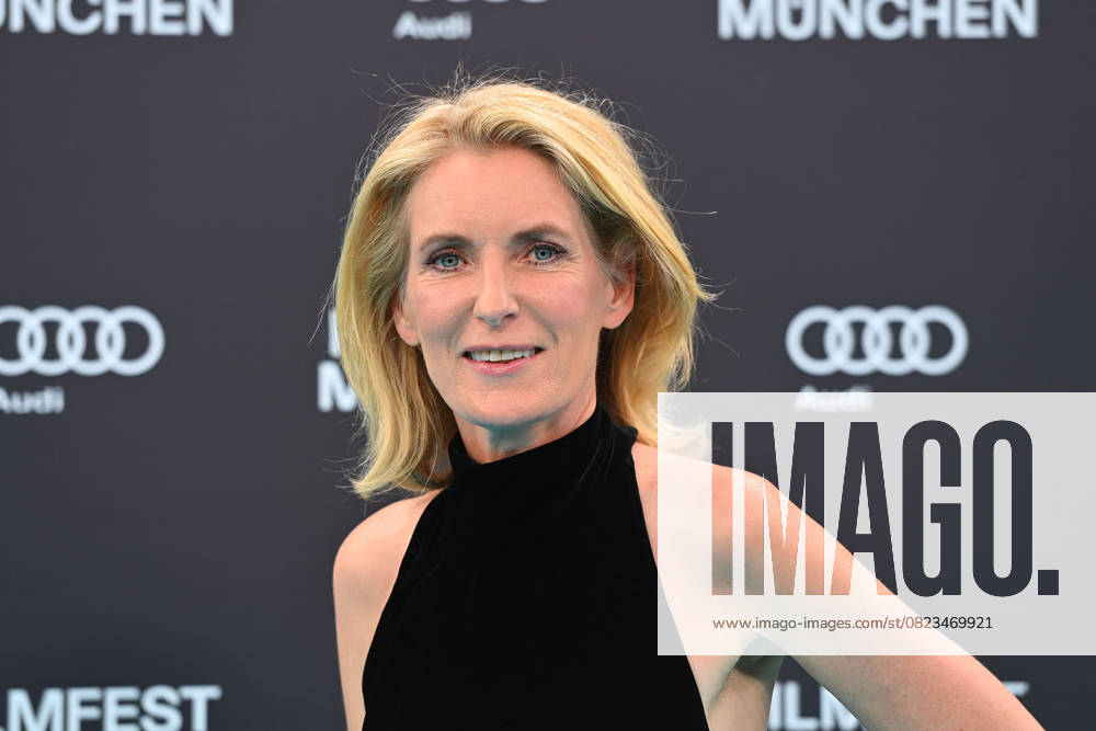 Maria FURTWAENGLER actress, single picture, cropped single motif, portrait, portrait red carpet, red carpet, opening 42 Filmfest Munich on 28 06 2024 Gasteig HP8