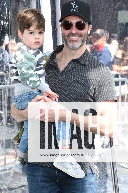 Hollywood, CA, U.S. - 17 March 2018 - Hollywood, California - Reid Scott. IMAX Original Film Pandas Los Angeles Premiere held at IMAX TCL Theatre. Photo Credit: AdMedia Hollywood U.S. - ZUMAa123 20180317_zaa_a123_068