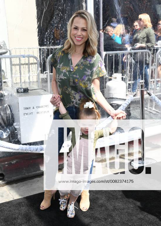 Hollywood, CA, U.S. - 17 March 2018 - Hollywood, California - Jessica Hall. IMAX Original Film Pandas Los Angeles Premiere held at IMAX TCL Theatre. Photo Credit: AdMedia Hollywood U.S. - ZUMAa123 20180317_zaa_a123_015