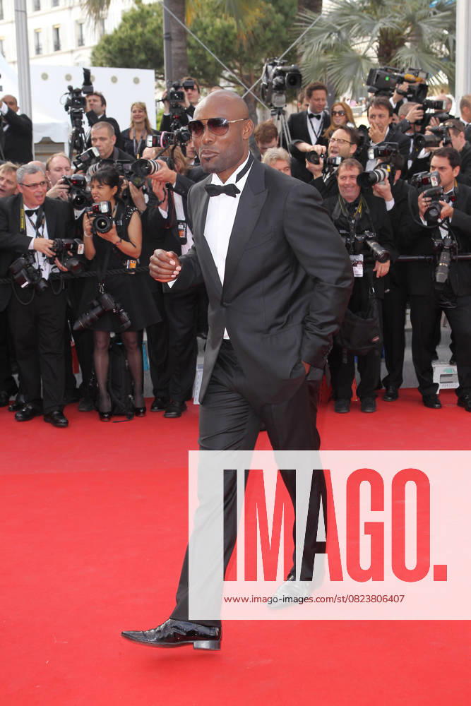 JIMMY JEAN LOUIS WALKS UP THE LAWLESS FILM MARCHES DURING THE 65TH CANNES FILM FESTIVAL ON MAY 19TH 2012 LAWLESS RED CARPET DURING 65TH CANNES FILM FESTIVAL ON MAY 19TH 2012 CANNES France