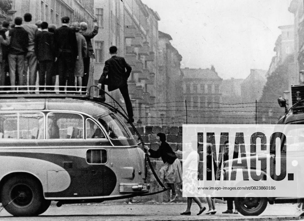 Car Car parts Motors Tyres Transport Vehicles 9 September 1961 Sightseeing Buses for West Germans it means, it Sei a evil Wind, the Nothing Good brings t