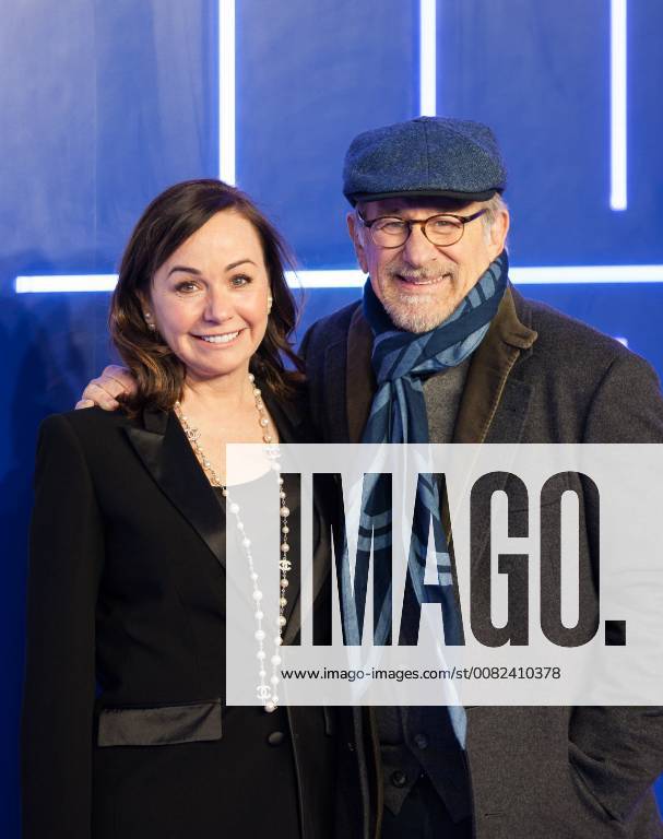 London, United Kingdom of Great Britain and Northern Ireland - Kristie Macosko Krieger and Steven Spielberg arriving at the European premiere of Ready Player One at the Vue West End on March 19, 2018 in London, England London United Kingdom of Great Britain and Northern Ireland - ZUMAny1_ 20180319_zaf_ny1_237