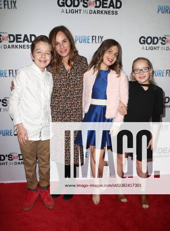 HOLLYWOOD, CA - MARCH 20: Jodi Harris, Cindy Harris, Guests, at the God s Not Dead: A Light in Darkness premiere at American Cinematheque s Egyptian Theatre on March 20, 2018 in Hollywood, California.