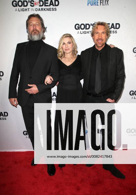 HOLLYWOOD, CA - MARCH 20: John Corbett, Tatum O Neal, David A. R. White, at the God s Not Dead: A Light in Darkness premiere at American Cinematheque s Egyptian Theatre on March 20, 2018 in Hollywood, California.