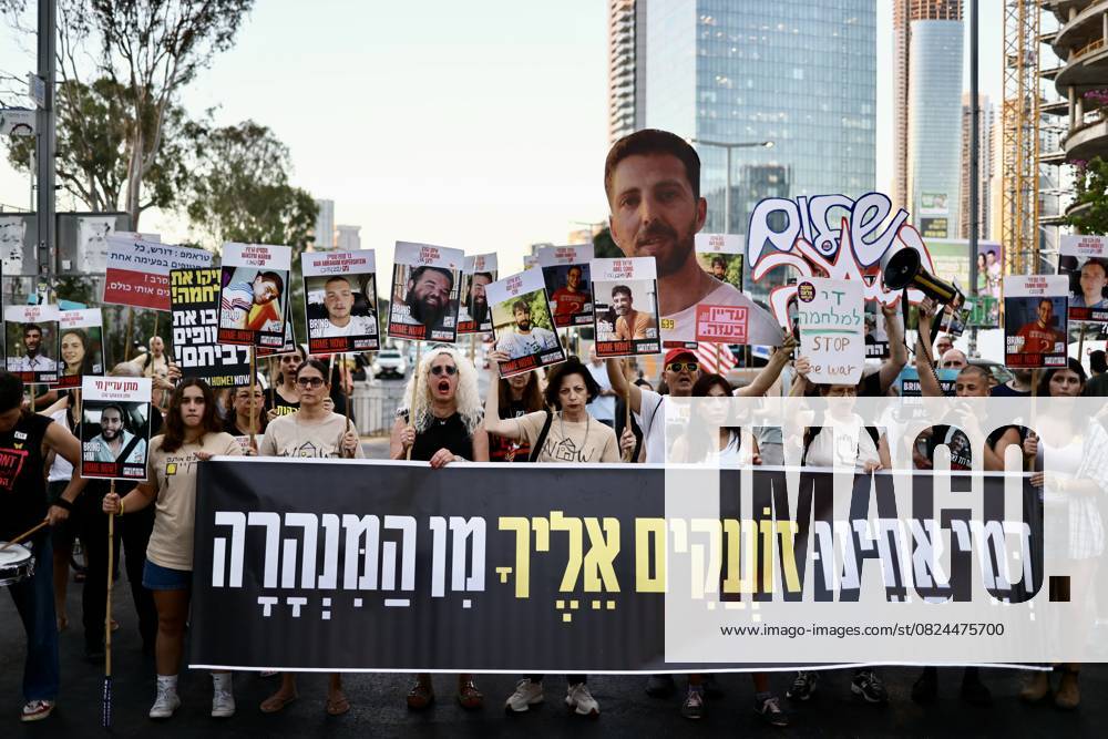 KW27 (250707) -- TEL AVIV, July 7, 2025 -- People demonstrate in Tel Aviv, Israel on July 6, 2025, calling for a permanent ceasefire in Gaza and a deal with Hamas to secure the release of hostages. (Photo by Xinhua) ISRAEL-TEL AVIV-GAZA-CEASEFIRE-DEMONSTRATION JamalxAwad