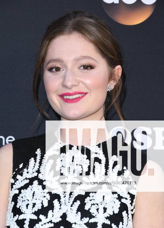 Burbank, CA, U.S. - 23 March 2018 - Burbank, California - Emma Kenney. Roseanne Premiere Event held at Walt Disney Studios. Photo Credit: AdMedia Burbank U.S. - ZUMAa123 20180323_zaa_a123_045