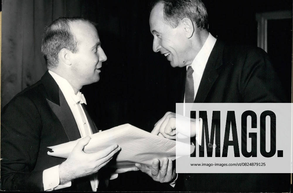 Director playwright Producer Screenwriter 1 January 1967 since 1956 organized the Industrialists Philip Rosenthal regularly Theatre , Ballet and Concert evenings for its Porcelain worker in Selb to his 100 Anniversary played Hans Werner Henze the Piece Songs from e from Ingeborg Bachmann