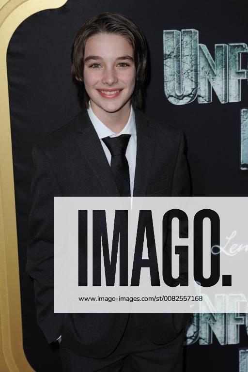 New York, NY, USA - March 29, 2018 New York City..Dylan Kingwell attending Netflix s Lemony Snicket s A Series of Unfortunate Events Season 2 premiere on March 29, 2018 in New York City. New York USA - ZUMAny1_ 20180329_zaf_ny1_065