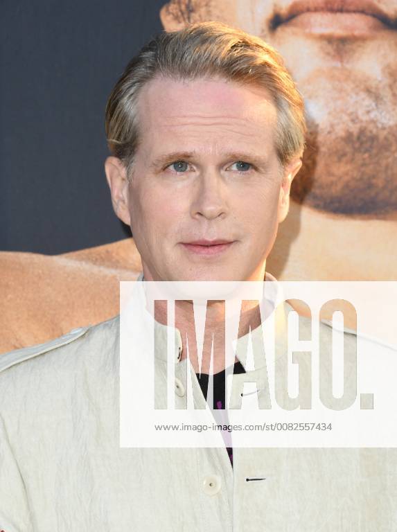 Hollywood, CA, U.S. - 29 March 2018 - Hollywood, California - Cary Elwes. Andre the Giant Los Angeles Angeles premiere held at ACinerama Dome. Photo Credit: AdMedia Hollywood U.S. - ZUMAa123 20180329_zaa_a123_141
