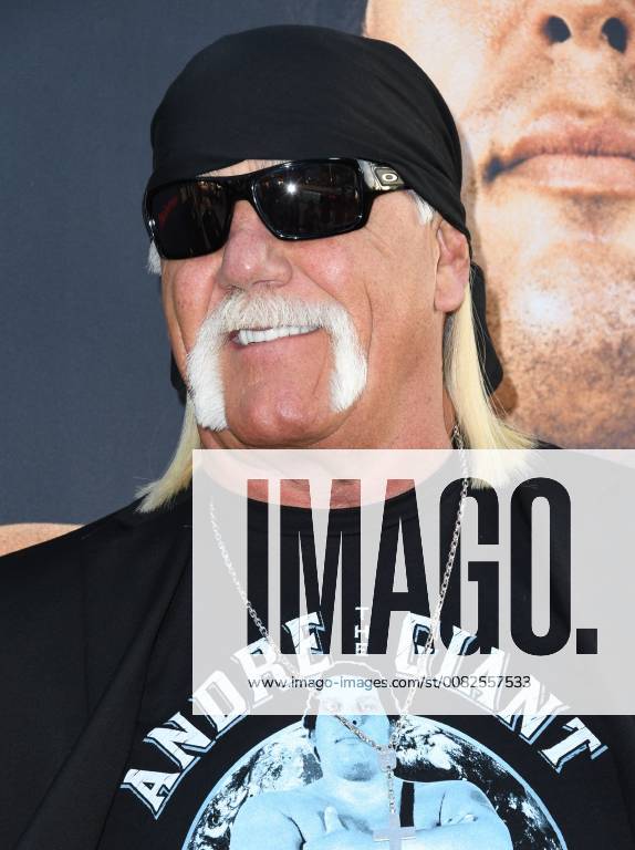 Hollywood, CA, U.S. - 29 March 2018 - Hollywood, California - Hulk Hogan. Andre the Giant Los Angeles Angeles premiere held at ACinerama Dome. Photo Credit: AdMedia Hollywood U.S. - ZUMAa123 20180329_zaa_a123_133