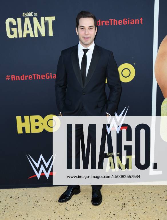 Hollywood, CA, U.S. - 29 March 2018 - Hollywood, California - Skylar Astin. Andre the Giant Los Angeles Angeles premiere held at ACinerama Dome. Photo Credit: AdMedia Hollywood U.S. - ZUMAa123 20180329_zaa_a123_127