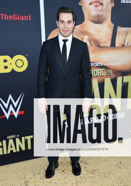 Hollywood, CA, U.S. - 29 March 2018 - Hollywood, California - Skylar Astin. Andre the Giant Los Angeles Angeles premiere held at ACinerama Dome. Photo Credit: AdMedia Hollywood U.S. - ZUMAa123 20180329_zaa_a123_054