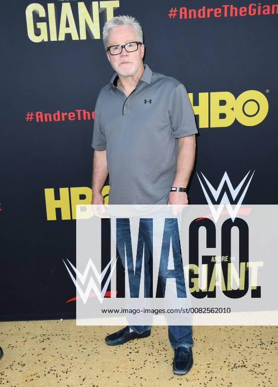 Hollywood, CA, U.S. - 29 March 2018 - Hollywood, California - Freddie Roach. Andre the Giant Los Angeles Angeles premiere held at ACinerama Dome. Photo Credit: AdMedia Hollywood U.S. - ZUMAa123 20180329_zaa_a123_096