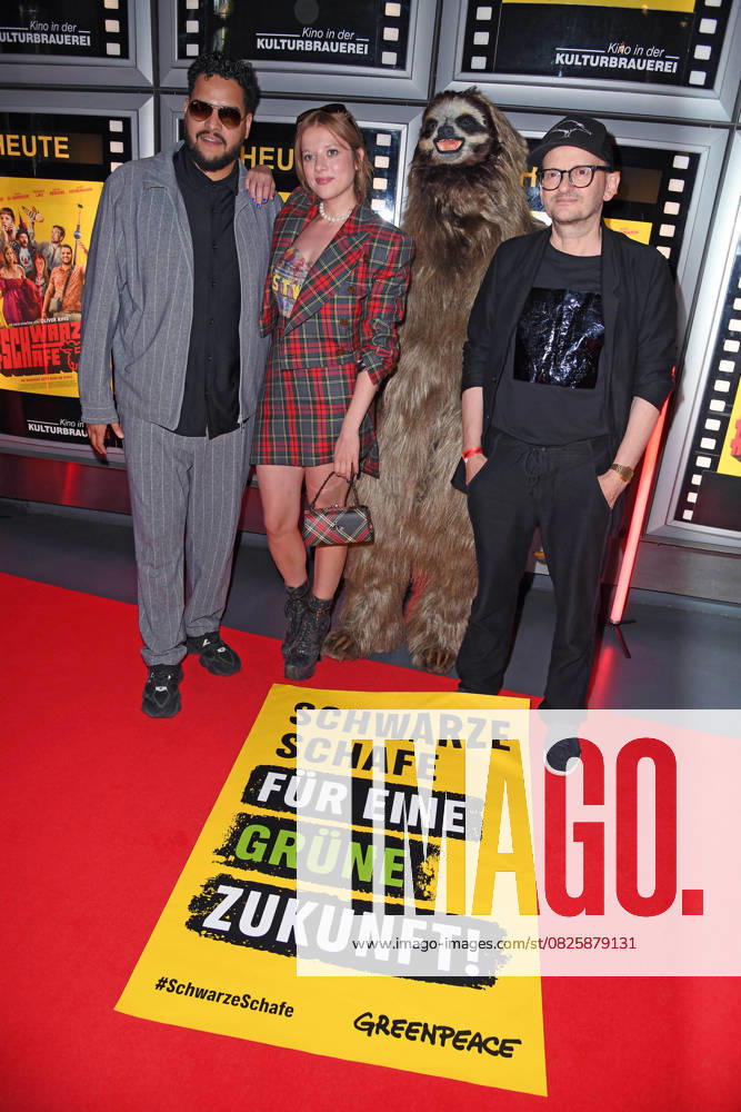 Yasin El Harrouk, Jella Haase, Milan Peschel at the SchwarzeSchafe premiere at the cinema in the Kulturbrauerei in Berlin on 15 07 2025