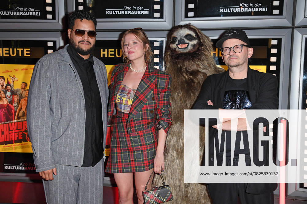 Yasin El Harrouk, Jella Haase, Milan Peschel at the SchwarzeSchafe premiere at the cinema in the Kulturbrauerei in Berlin on 15 07 2025