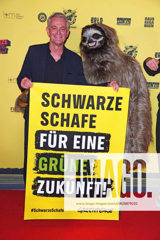 Robert Lohr at the SchwarzeSchafe premiere at the cinema in the Kulturbrauerei in Berlin on 15 07 2025