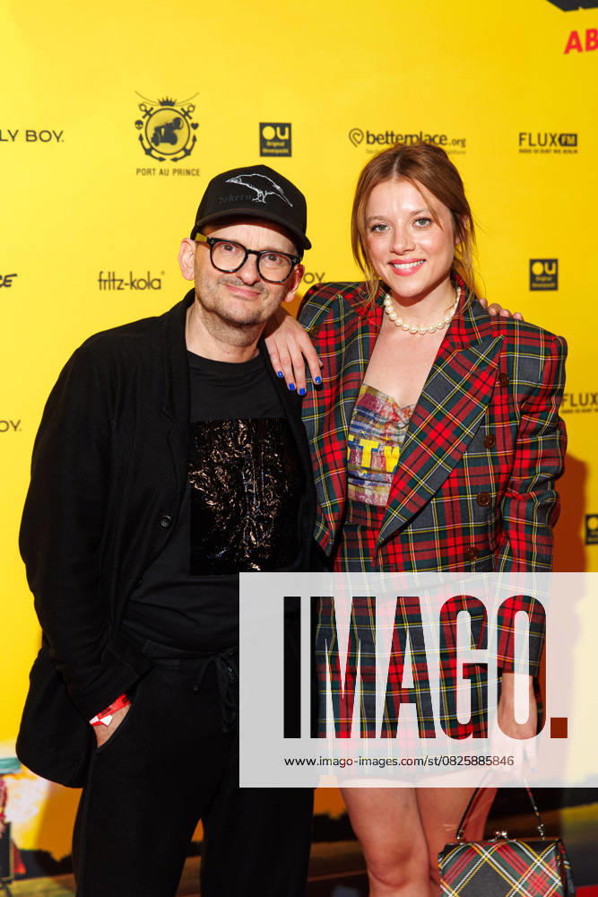 Premiere SchwarzeSchafe Milan Peschel and Jella Haase at the premiere of SchwarzeSchafe at the cinema in the Kulturbrauerei on 15 07 2025 in Berlin