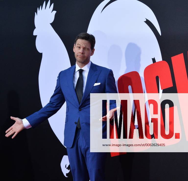 Cast member Ike Barinholtz attends the premiere of the motion picture comedy Blockers at the regency Village Theatre in the Westwood section of Los Angeles on April3, 2018. Storyline: Three parents try to stop their daughters from having sex on Prom night. LAP2018040330 JIMxRUYMEN