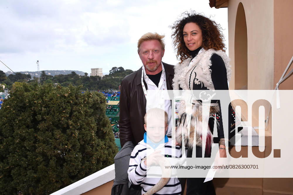 Boris Becker with his wife Lilly and son Amadeus during the Monte Carlo Rolex Masters 2017 final in Monaco, April 23rd, 2017 Bruno Bebert Bestimage Borsi Becker with his wife Lilly and their son Amadeus at the Monte Carlo Rolex Masters 2017 final in Monaco April 23rd, 2017 Monaco Monaco Monaco
