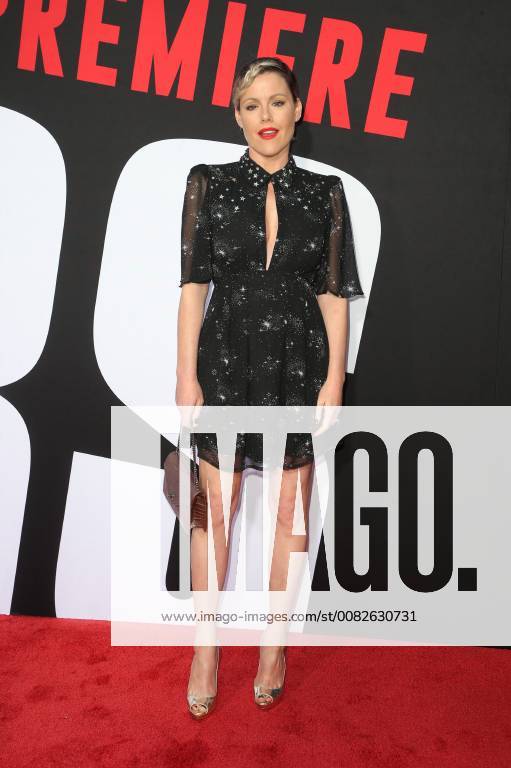 WESTWOOD, CA - APRIL 3: Kathleen Robertson, at the Premiere Of Universal Pictures Blockers at the Regency Village Theatre in Westwood, California on April 3, 2018.