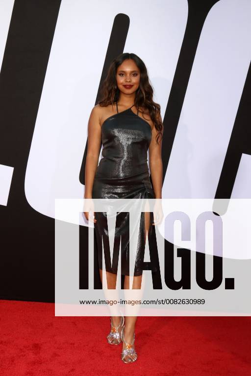 LOS ANGELES - APR 3: Alisha Boe at the Blockers Premiere at Village Theater on April 3, 2018 in Westwood, CA