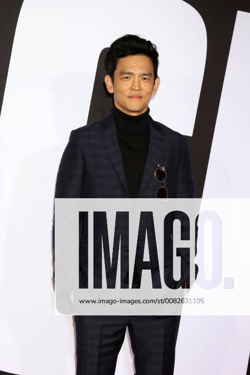 LOS ANGELES - APR 3: John Cho at the Blockers Premiere at Village Theater on April 3, 2018 in Westwood, CA
