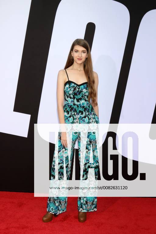 LOS ANGELES - APR 3: Casey Burke at the Blockers Premiere at Village Theater on April 3, 2018 in Westwood, CA