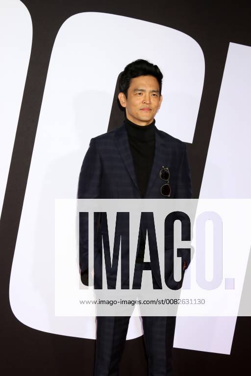 LOS ANGELES - APR 3: John Cho at the Blockers Premiere at Village Theater on April 3, 2018 in Westwood, CA