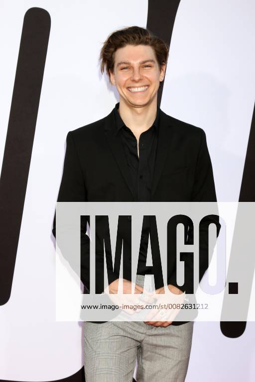LOS ANGELES - APR 3: T C Carter at the Blockers Premiere at Village Theater on April 3, 2018 in Westwood, CA