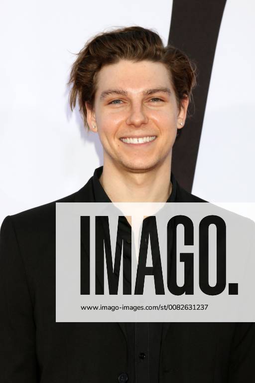 LOS ANGELES - APR 3: T C Carter at the Blockers Premiere at Village Theater on April 3, 2018 in Westwood, CA