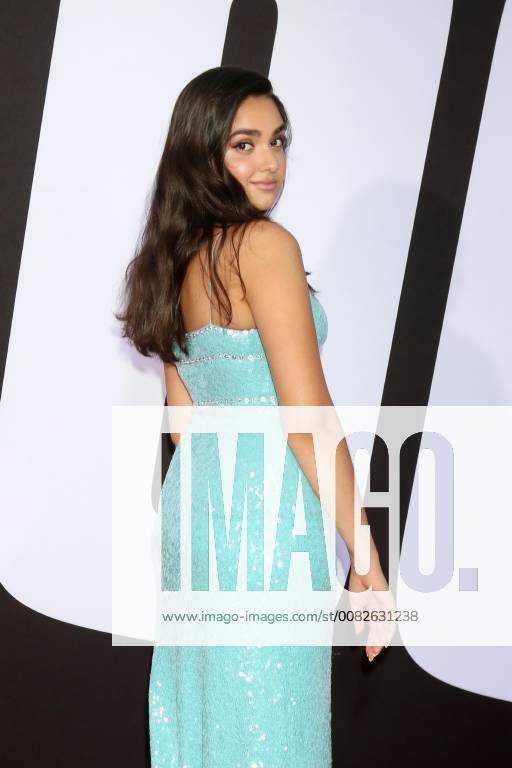 LOS ANGELES - APR 3: Geraldine Viswanathan at the Blockers Premiere at Village Theater on April 3, 2018 in Westwood, CA